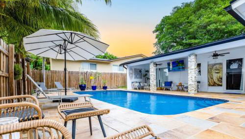 Casa Tropicana - Heated Pool, Game Room & Mins from beach - Foto 5