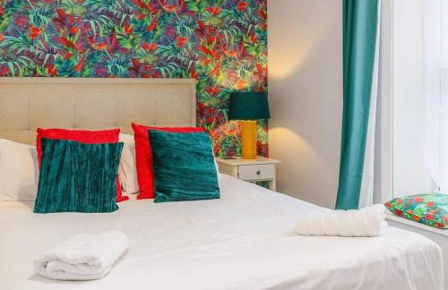 Annexe with Courtyard & Hot Tub Option - Foto 12