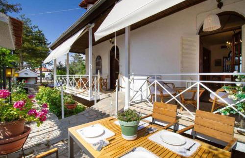 Eden Park Sozopoli - 7 BDR Beach Villa - Yard - Foto 16