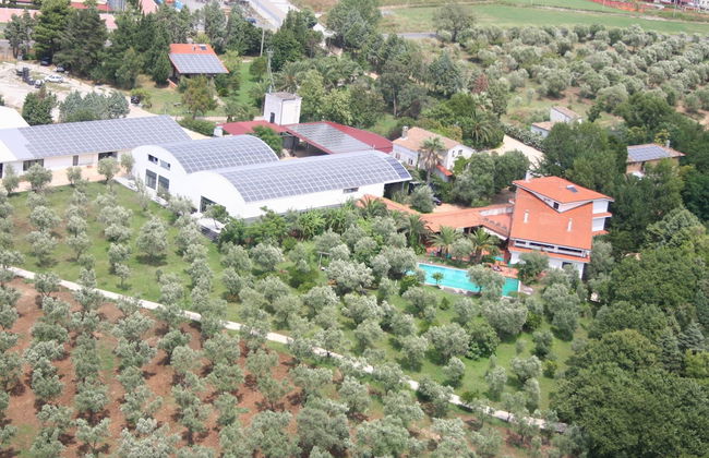 Charming Villa in Maida With Pool & Garden - Photo 28