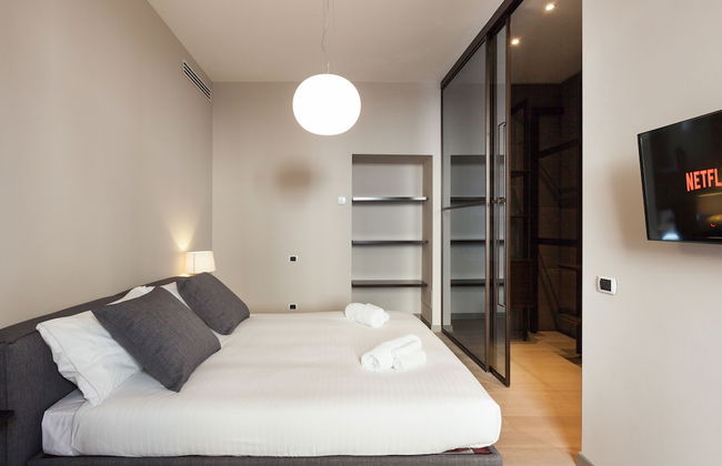 easyhomes - Duomo Suites & Apartments - Photo 7