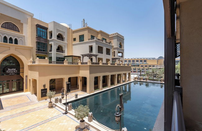 Lux BnB I Souk Al Bahar I Burj Khalifa Views - Photo 53