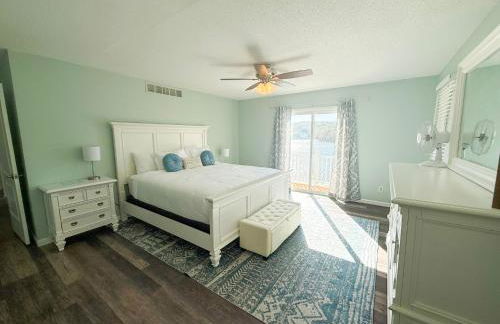 Lakefront Home-3BD25BADockGrillFirepitKayaks - Foto 3