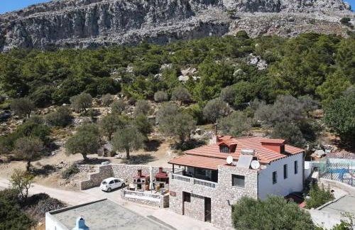 Tsampika s Traditional Stone Cottage in Siana - Foto 17