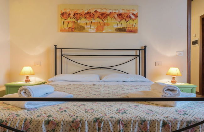 Holiday Home With Swimming Pool With Bubble Bath and Children's Pool - Foto 8