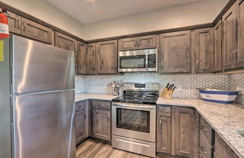 Grill and Fire Pit Blue Cabin Ozarks Getaway! - Photo 8