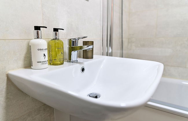 Apartment in Staines-upon-Thames - Foto 13