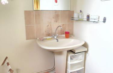 Maison de charme dans le Parc des Volcans d'Auvergne avec terrasse - Photo 10