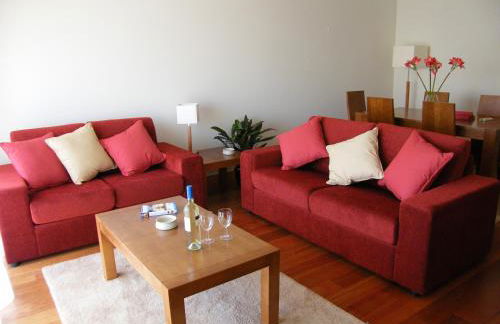 Luxurious first floor apartment with balconies overlooking pool and gardens. - Foto 22