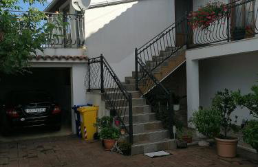 Apartments Vellico - Photo 30