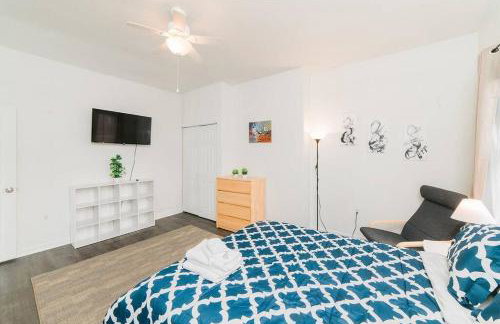 Off-Street Parking - Washer & Dryer - GroupStay - Foto 8