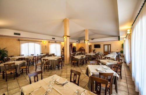 Hotel Perda Rubia - Foto 7