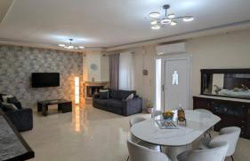 AS Family House - Photo 1