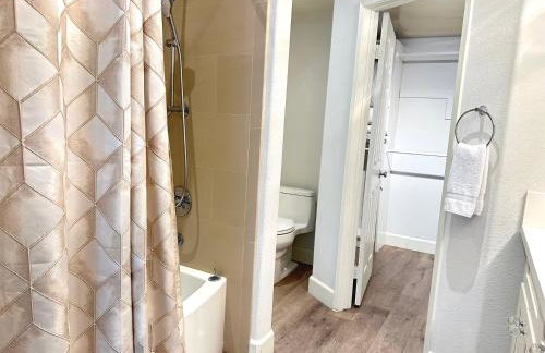 Close to Irvine IVC&UCI gate community2b &3b house more than 30nights - Foto 10