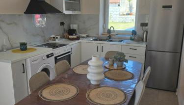 Olive Tree's House - Photo 3