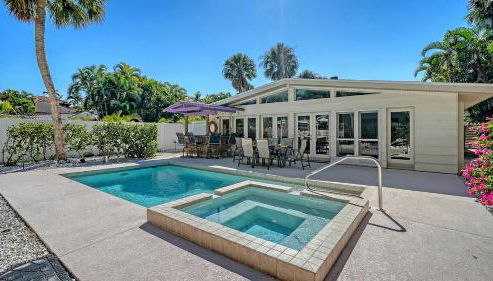 Relax & Recharge - Private Pool Oasis Near Beach & St. Armands Circle - Foto 2