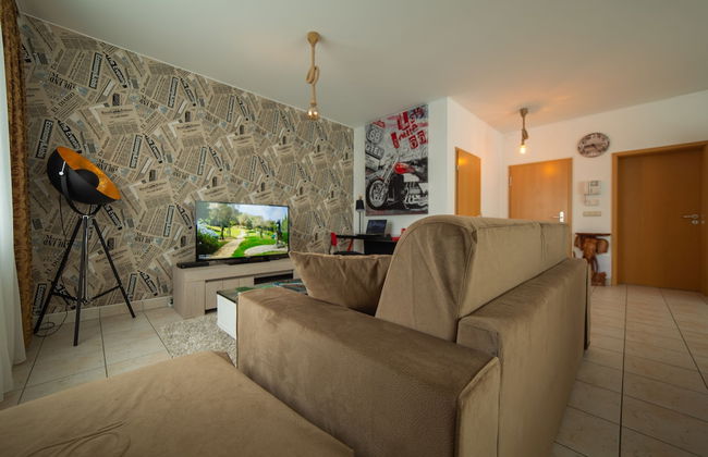 The Queen Apartments - Villa Adriana - Photo 21