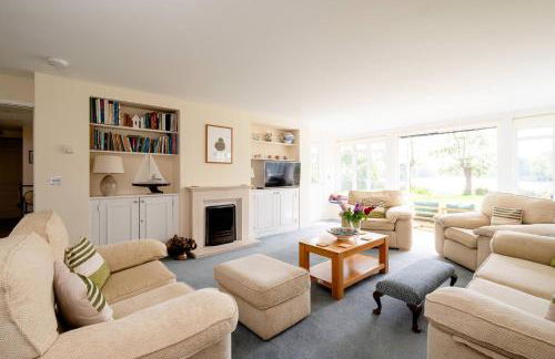 Claysmead - A large Lakeside House in Thorpeness - Aldeburgh Coastal Cottages - Foto 17