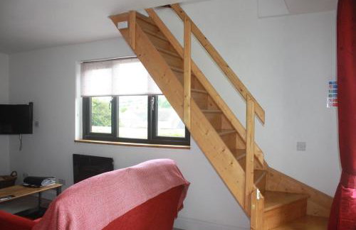 The Lodge - Photo 12