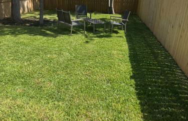 Modern 2 Bedroom All-En-Suite Near Downtown with EV Socket - Photo 31