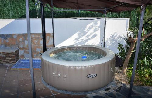 Villa Lluna Sitges 15 minutes drive from Sitges Swimming pool XXL 16 people - Foto 6