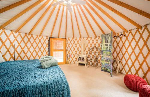 Tranquil Yurt Rental for Two with Soothing Interior on Ranch near San Luis Obispo - Foto 27