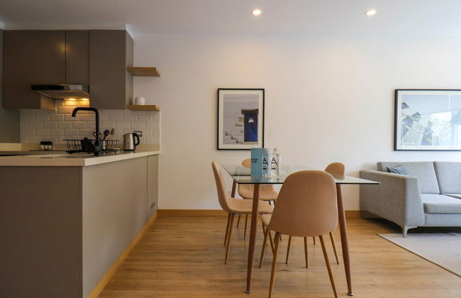 w Elegant 2BR in Barranco - Photo 10