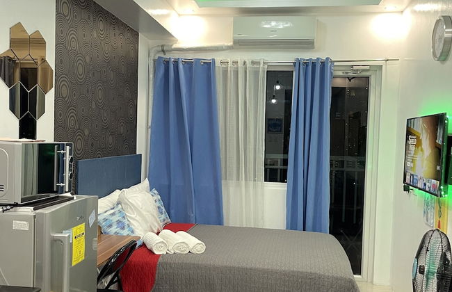 Condo Unit With Balcony in Manila - Foto 18