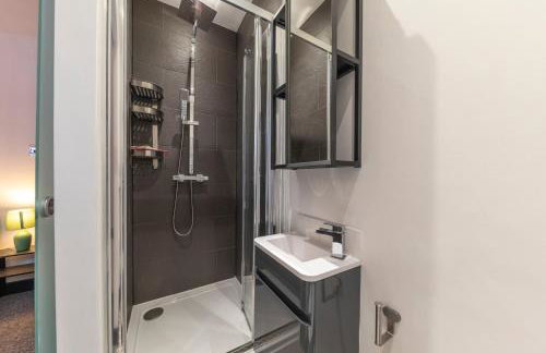 4 bedroom 2 bath beautiful Victorian house - Foto 11
