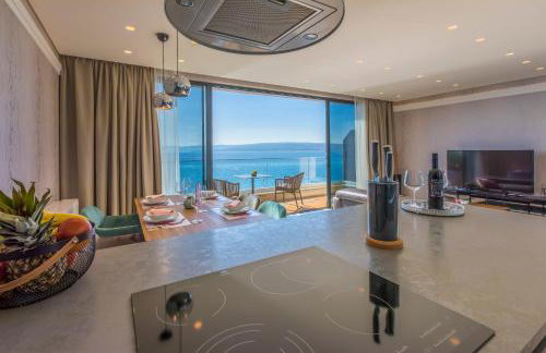 BEACH FRONT VILLA FRAN - DELUXE PENTHOUSE SUITE with private pool - Foto 17