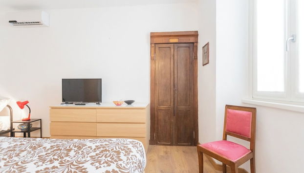 Da Pia in Historycal Como City Centre by Rent all Como - Foto 2, Habitación