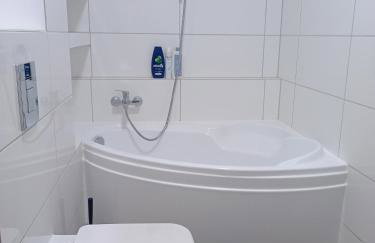 Pokoje nad Radunią - taras i ogrodek - Foto 10