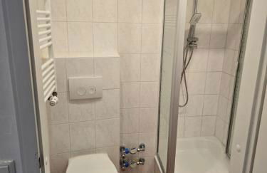 Moderne Wohnung mit Sonnenuntergang über dem Meer - Foto 10