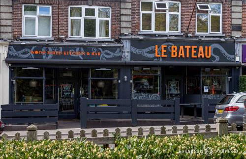 Central Park Suite by Grandeur Property - Photo 39