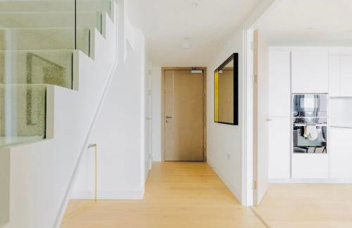 Executive Waterfront Split Penthouse - Foto 14