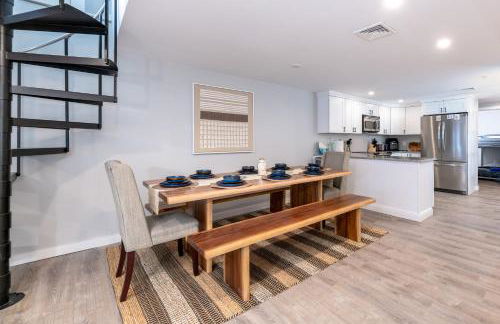 Steps to Beach Lake-View Laconia Getaway! - Foto 5