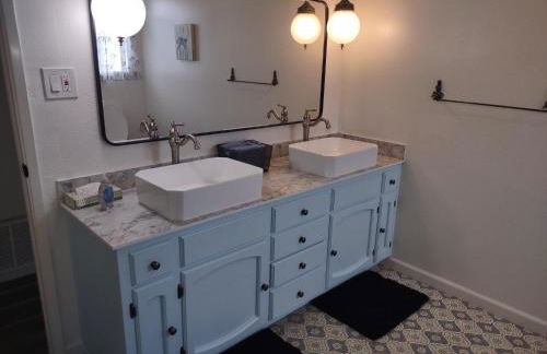 Custom Home - Beach close/convenient to everything - Foto 18