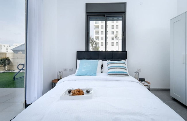 Stylish Coastal Oasis by Sea N' Rent - Foto 12