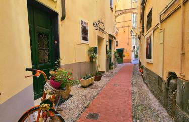 ELIOS LIVING - Parcheggio Privato, Vicino al centro, 200m dal Mare - Photo 45