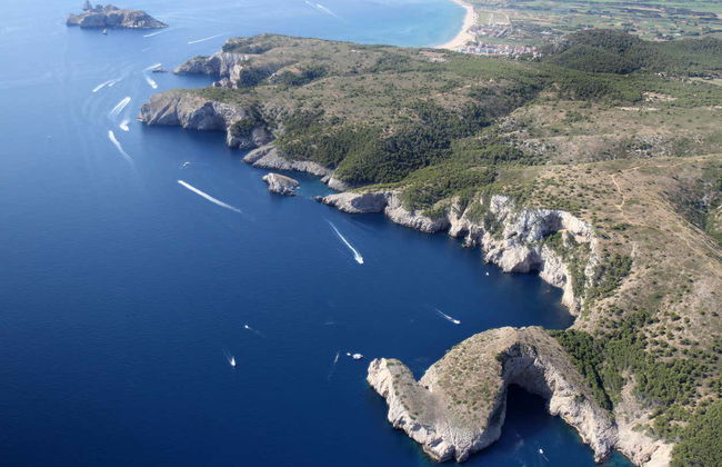 Boat Tour of the Medes Islands & Montgrí Natural Park - Foto 4