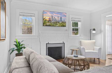 Spacious Modern Farmhouse w/ Private Patio & BBQ! - Foto 58