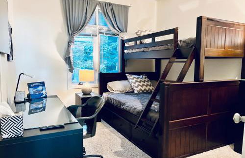 Diamond Adventure Slope Side with Foosball and Arcade at Wintergreen Resort - Foto 17