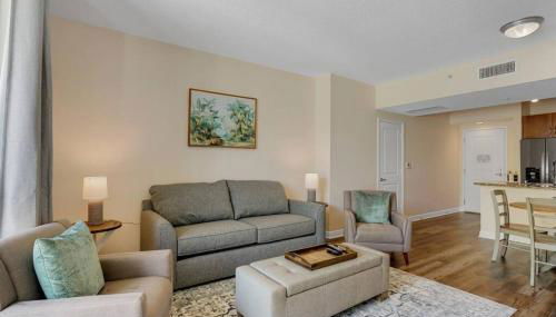 1 BR King- Rooftop Pool close to beach Casa Costa - Foto 3