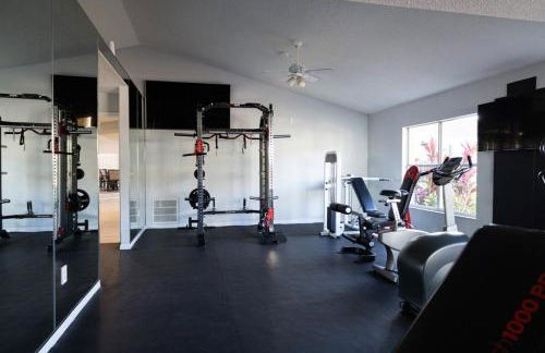 3BR Disney Home with Pool , Arcade and Hot Tub - Photo 37