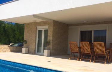 Villa Antea - modern house with pool - Foto 5