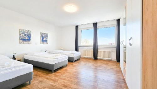 Tolstov Apartments - 1 or 3 Room Apartments with Balcony - 20 Min Messe DUS & Airport DUS - Foto 1, wardrobe