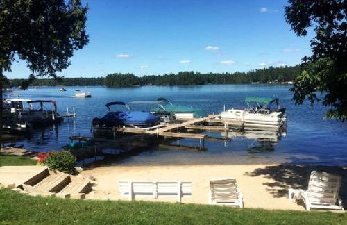 Lovely Lakefront Cabin Rental for Five Guests in West Branch, Michigan - Foto 10