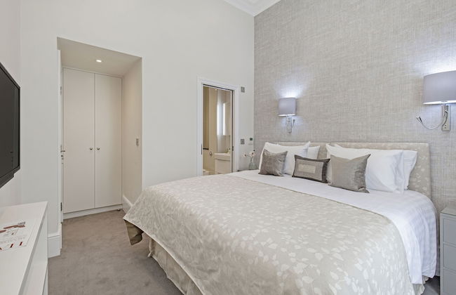 Chesham Court - Photo 21