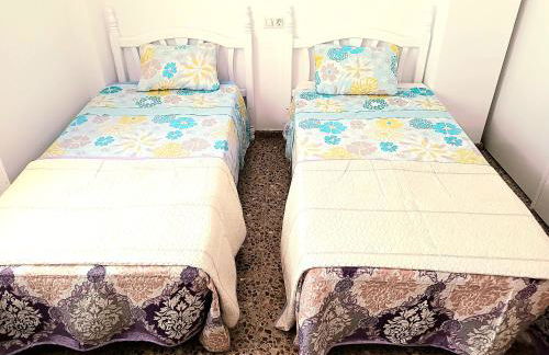 Piso amplio de 3 habitaciones, calefacción, ascensor y parking - Foto 18