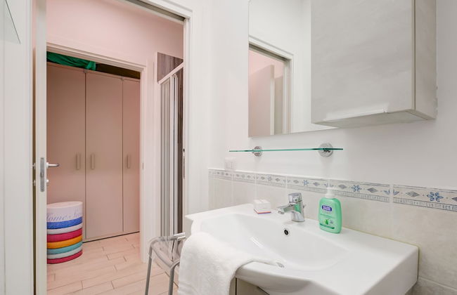 Serafina Beach House - Photo 13